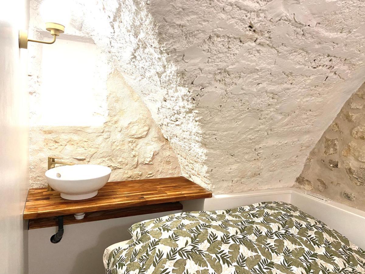 Espace Le Cheval Blanc Castelnau-le-Lez Zimmer foto